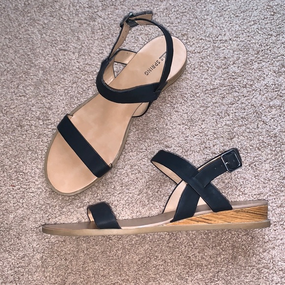 Call It Spring Shoes - Call It Spring Richichi Sandal. Jet Black.